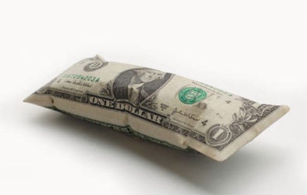 Inflation vs Deflation and the Growing Currency War